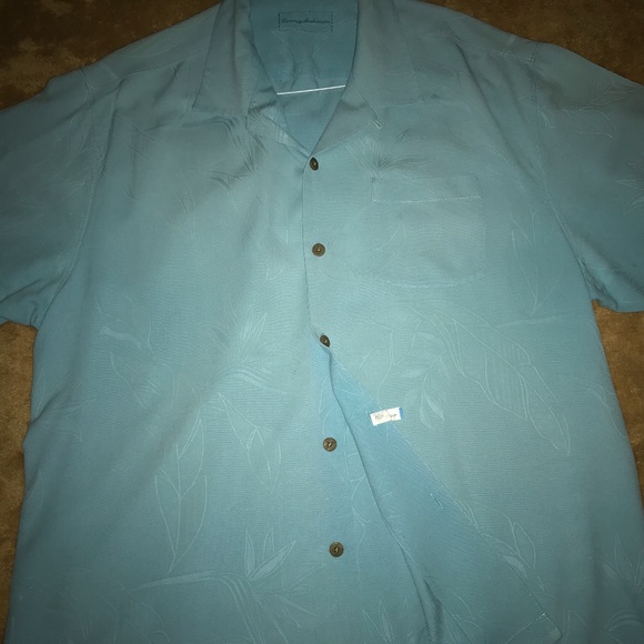 Tommy Bahama men’s XL summer shirts - Picture 1 of 4